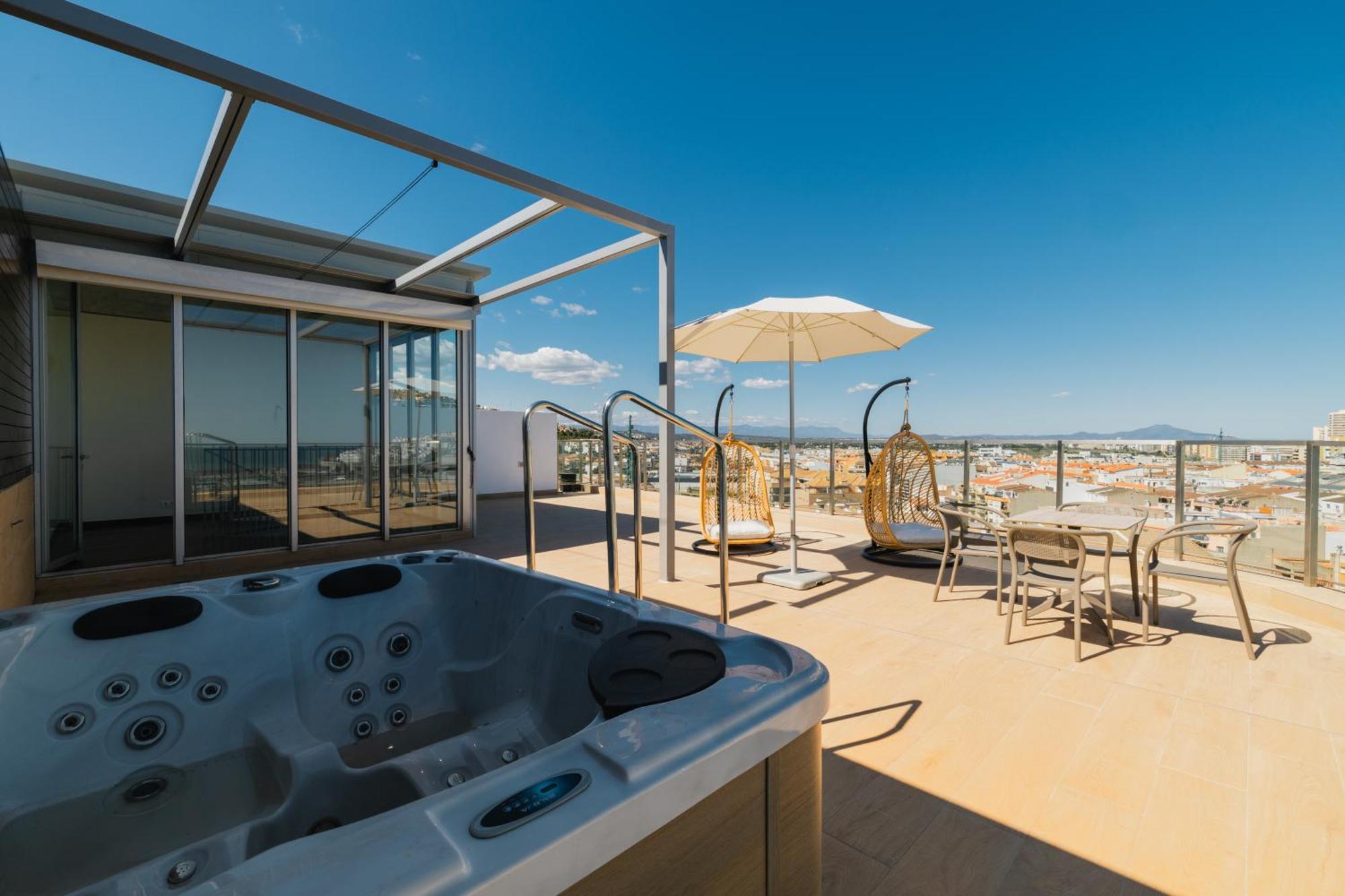 Master Suite Jacuzzi Terrace
